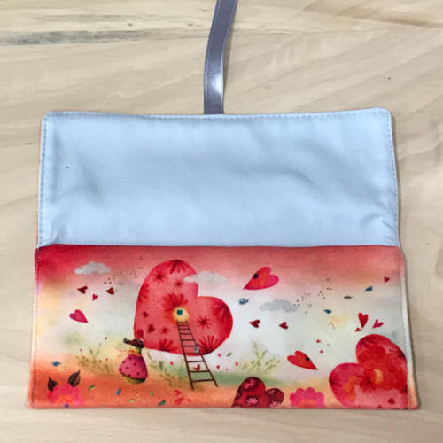 Étui à lunettes illustré - ouvert - Atelier de Noémie - Cœur